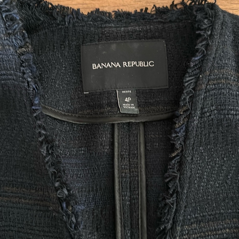 Banana Republic casual blazer.  Blue and black. Size 4 petite